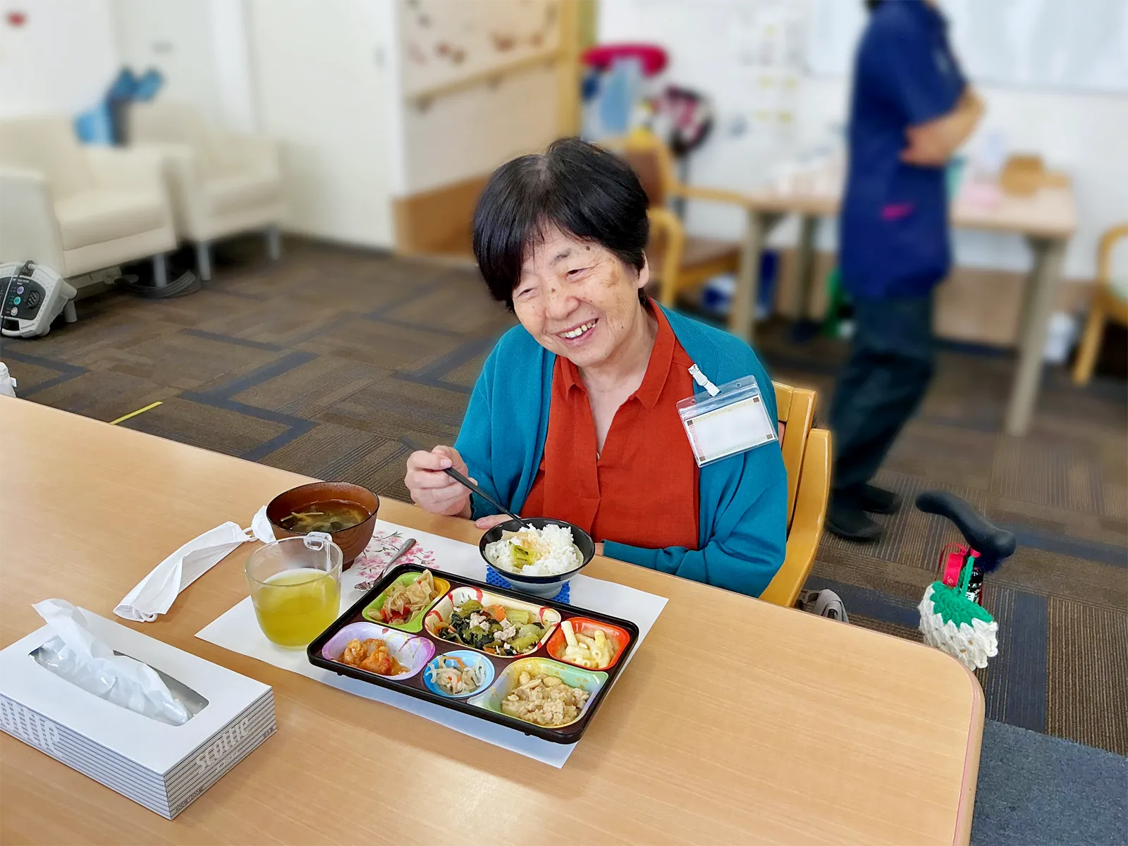 あずゆーらいく経堂の食事の様子